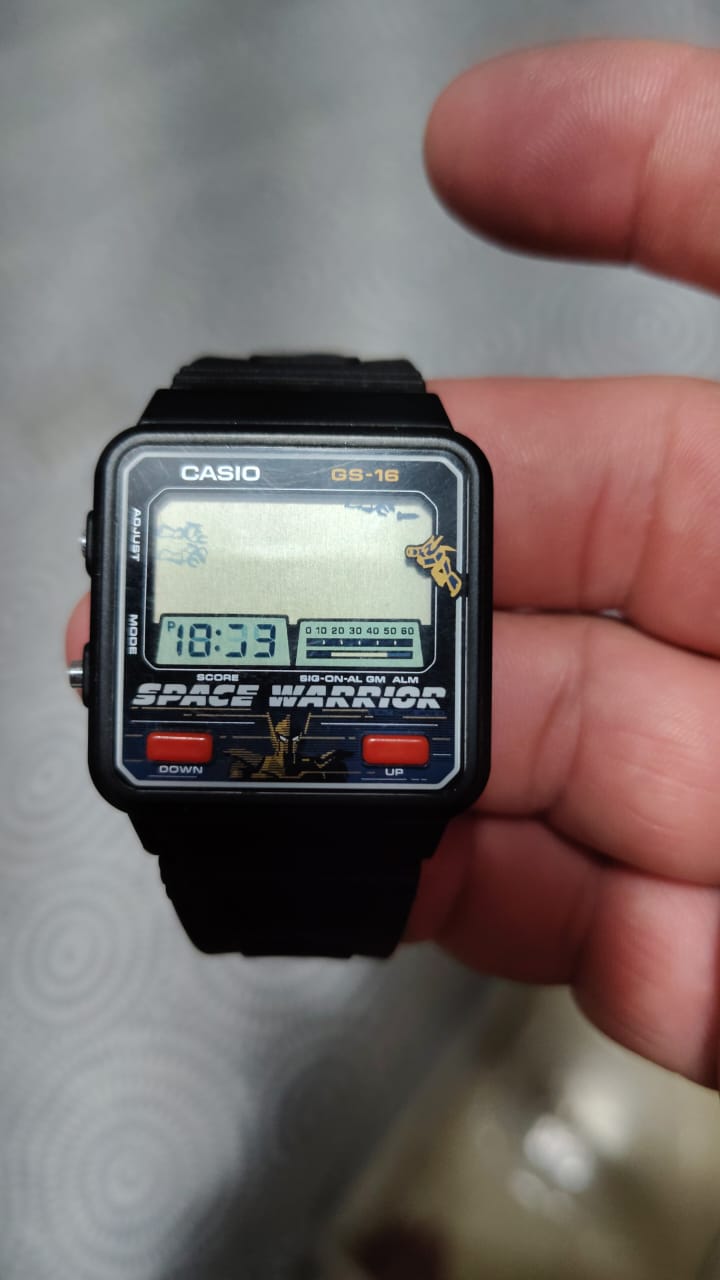 Casio GS-16 Space Warrior — Relógio Digital Vintage Raro
