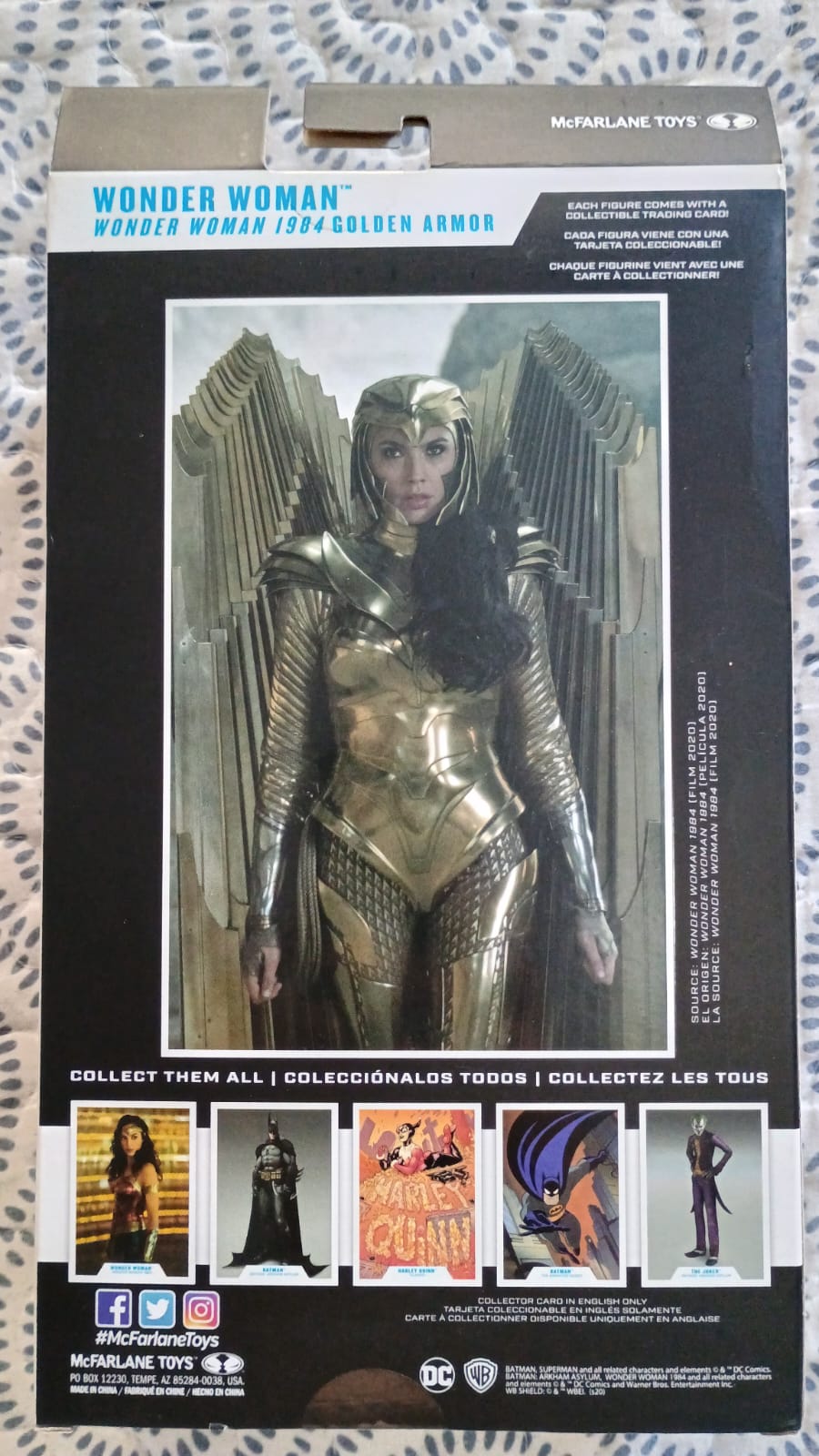 Boneco Wonder Woman 1984 Golden Armor DC Multiverse — Raro