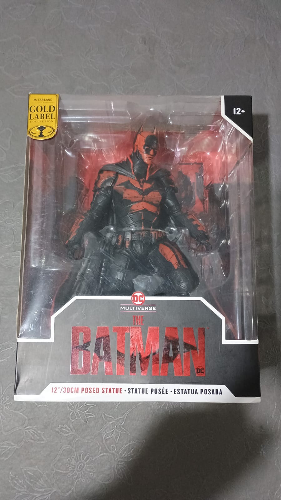 Batman The Batman McFarlane Gold Label 30 cm - HelioBrinquedos