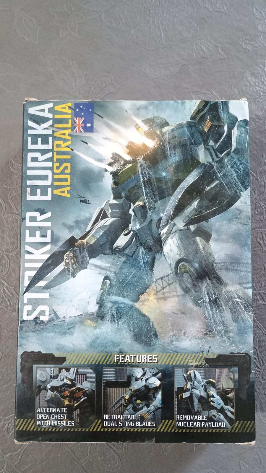 Striker Eureka Pacific Rim NECA - Jaeger Colecionável - detalhe 3